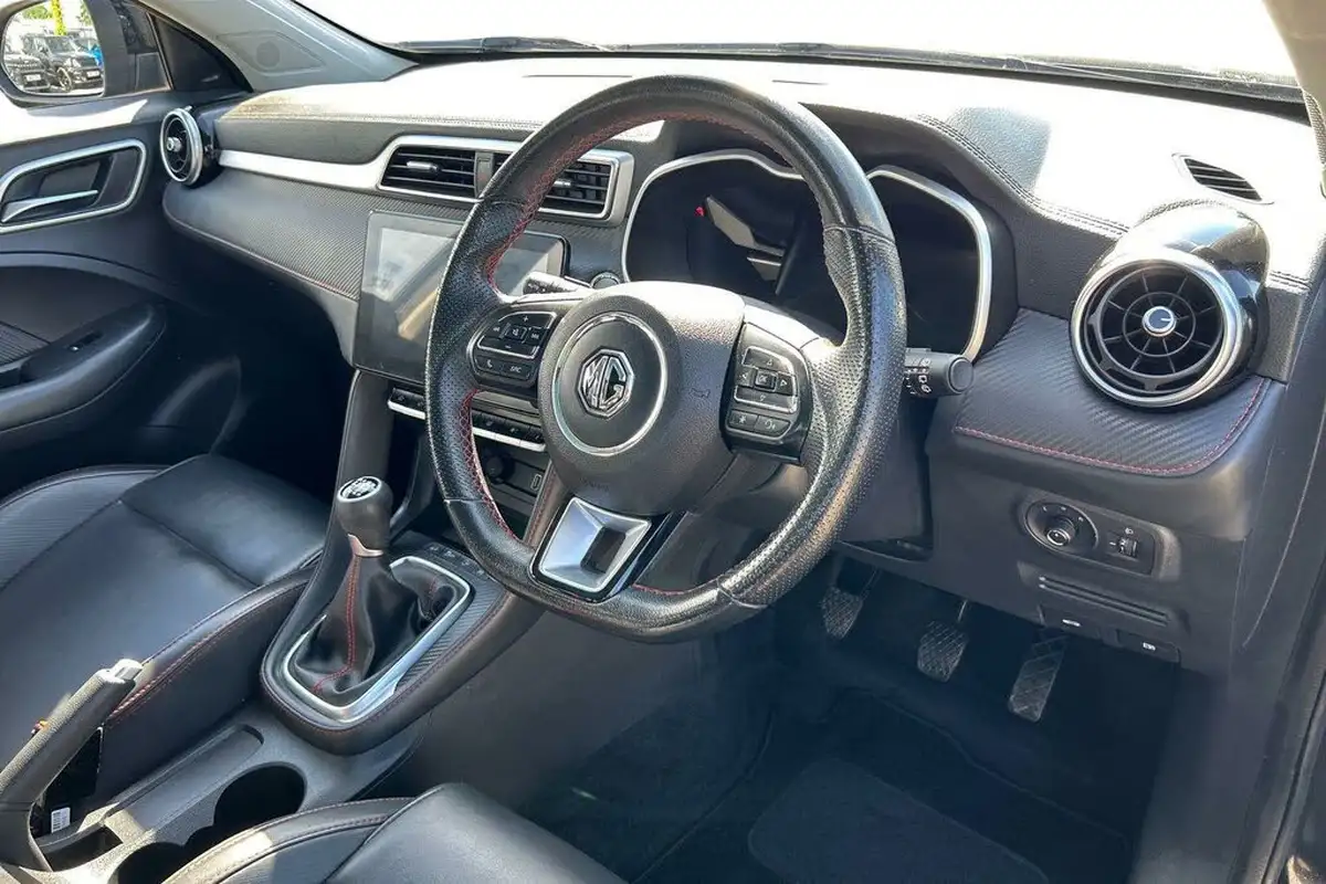 2022-mg-zs-suv-10t-gdi-exclusive-big-6