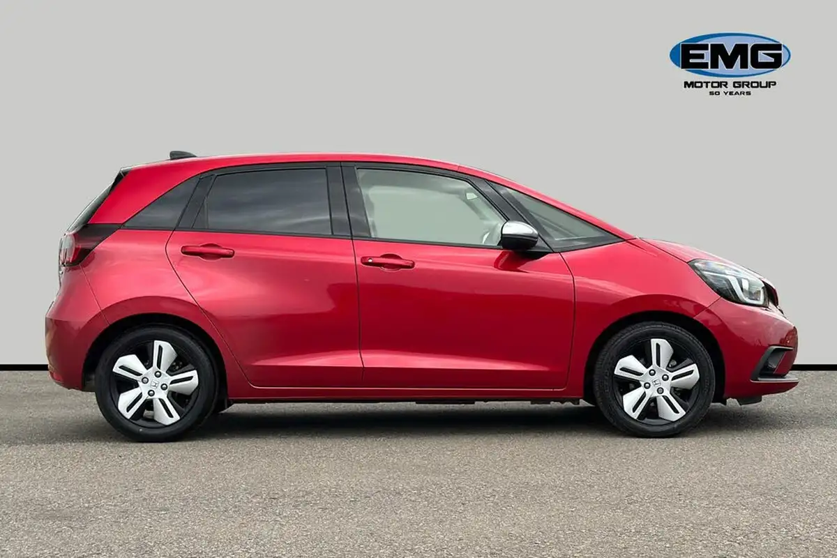 2022-honda-jazz-15-i-mmd-ex-107ps-big-3