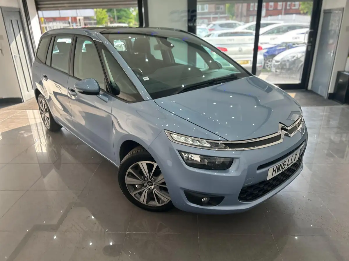 2016-citroen-grand-c4-picasso-16bluehdi-selection-big-4