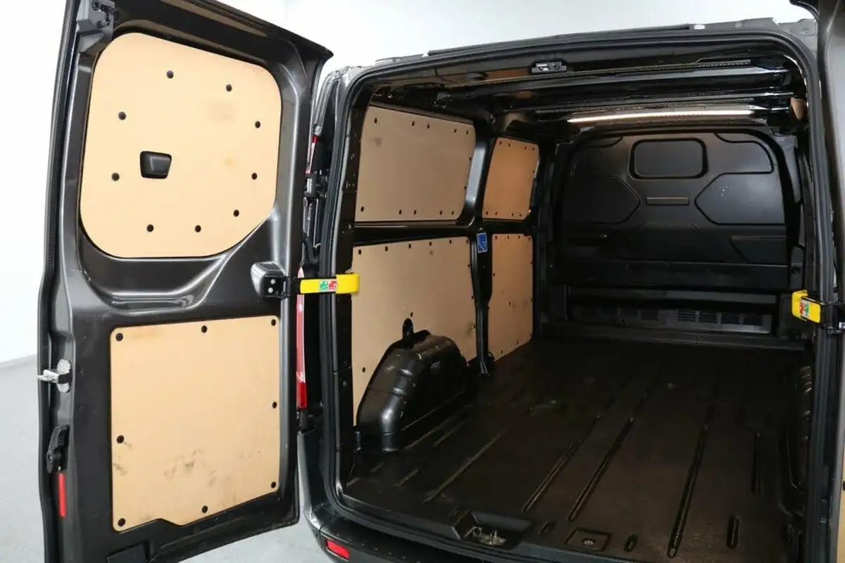 2022-ford-transit-custom-20tdci-340-l1h1-limited-170pseu6dt-auto-big-16