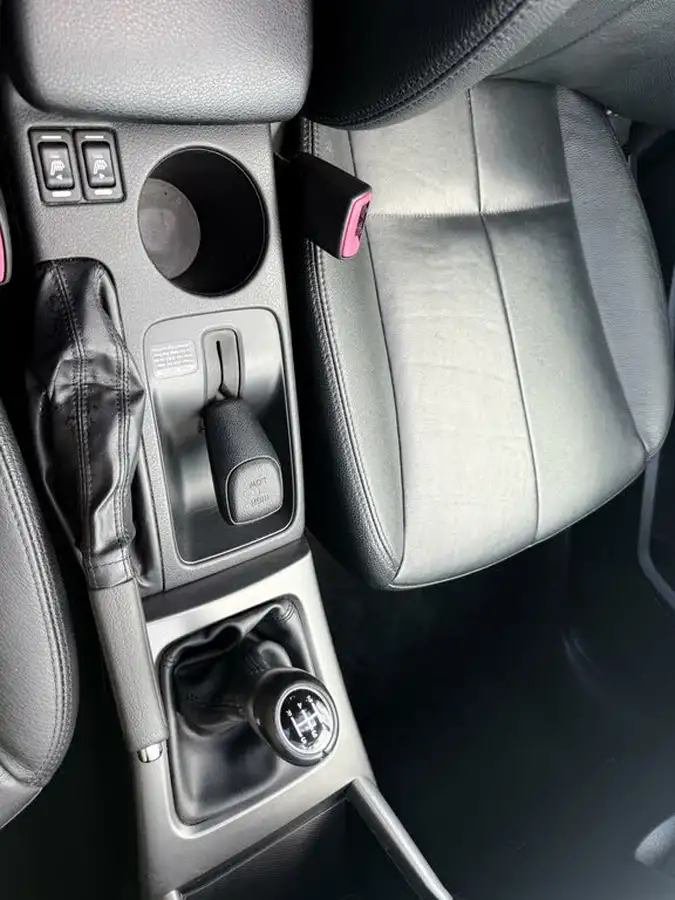 2011-subaru-forester-20-xs-big-36