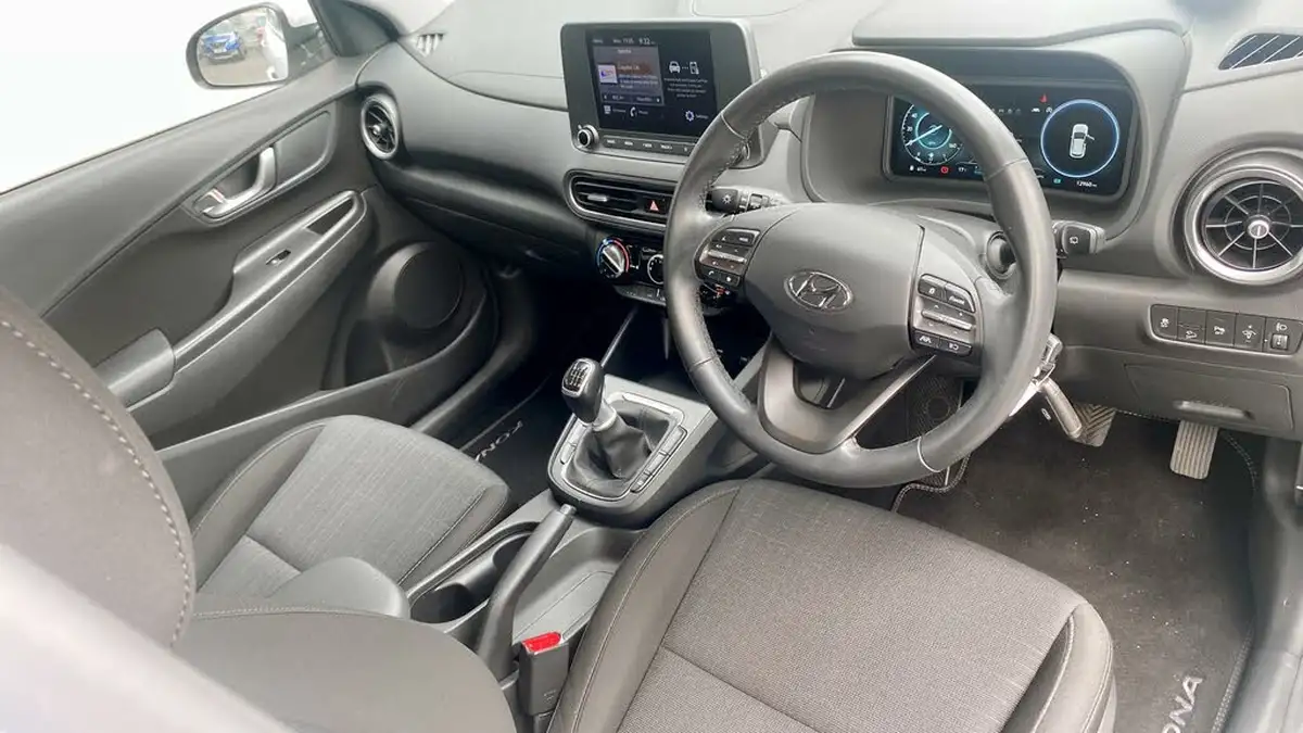 2021-hyundai-kona-10-t-gdi-se-connect-big-13