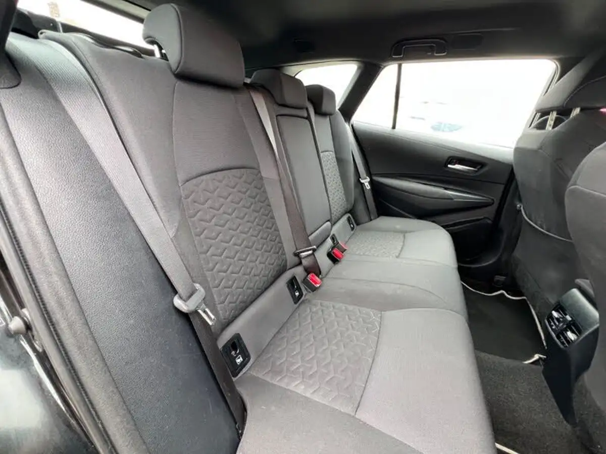 2021-toyota-corolla-20-vvt-i-icon-tech-touring-sports-big-8