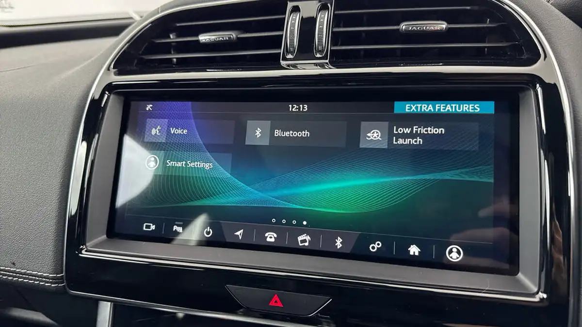 2020-jaguar-xe-20d-r-dynamic-s-big-19