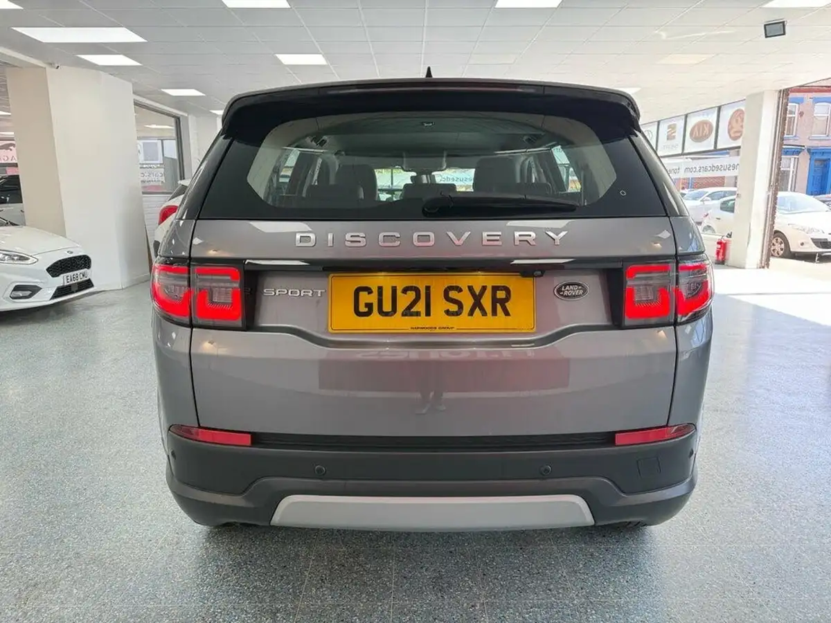 2021-land-rover-discovery-sport-20-d200-s-big-11