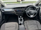 2013-toyota-auris-16-icon-hatchback-small-1