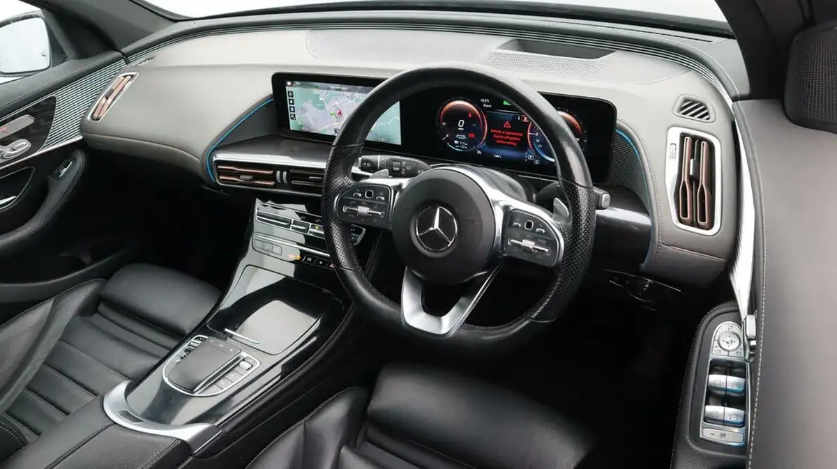 2022-mercedes-benz-eqc-e-eqc-400-amg-line-premium-plus-big-9