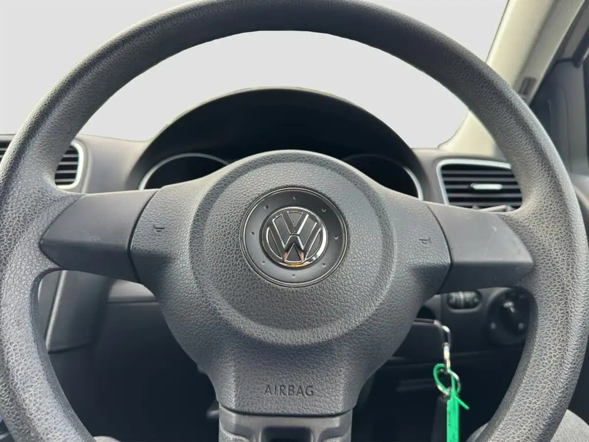 2011-volkswagen-golf-14-s-123bhp-5d-big-3