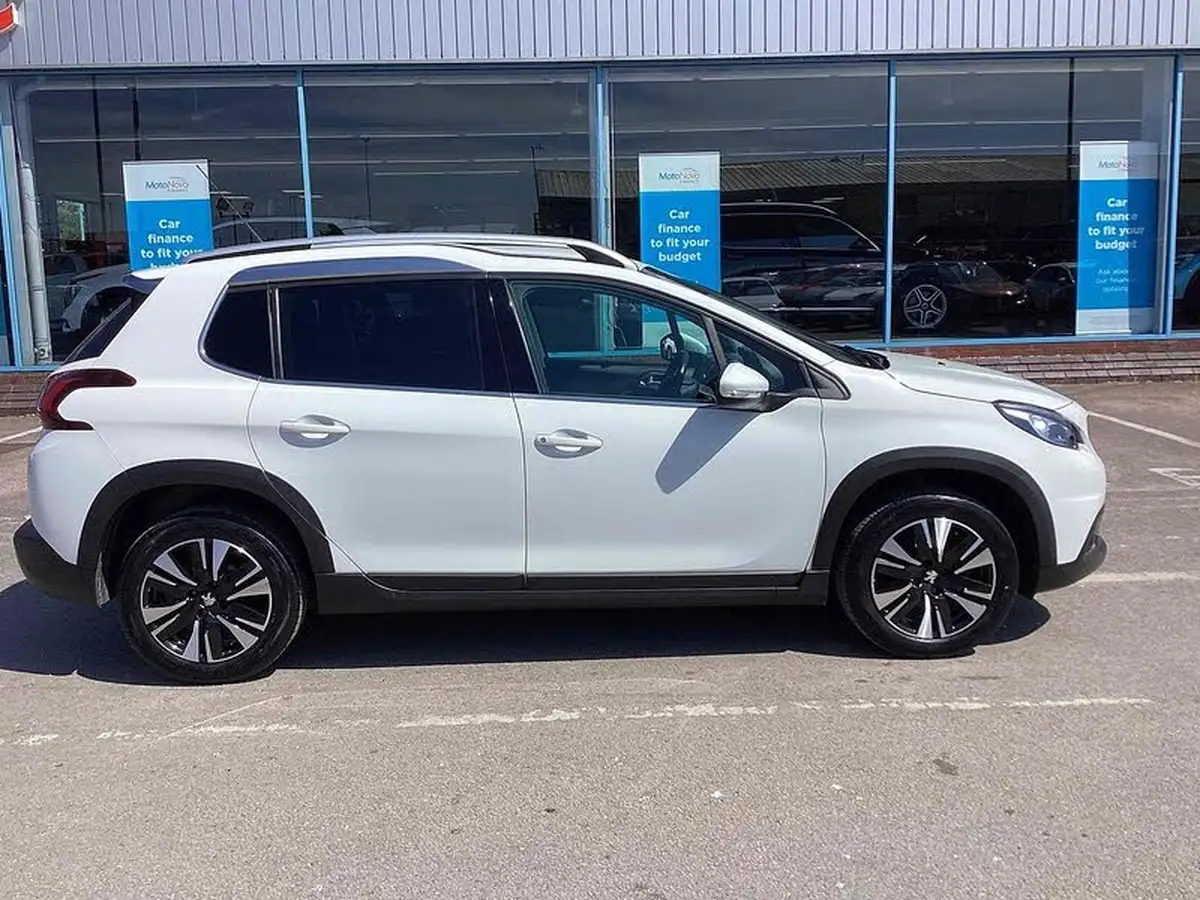 2018-peugeot-2008-suv-12-puretech-allure-82bhp-big-13