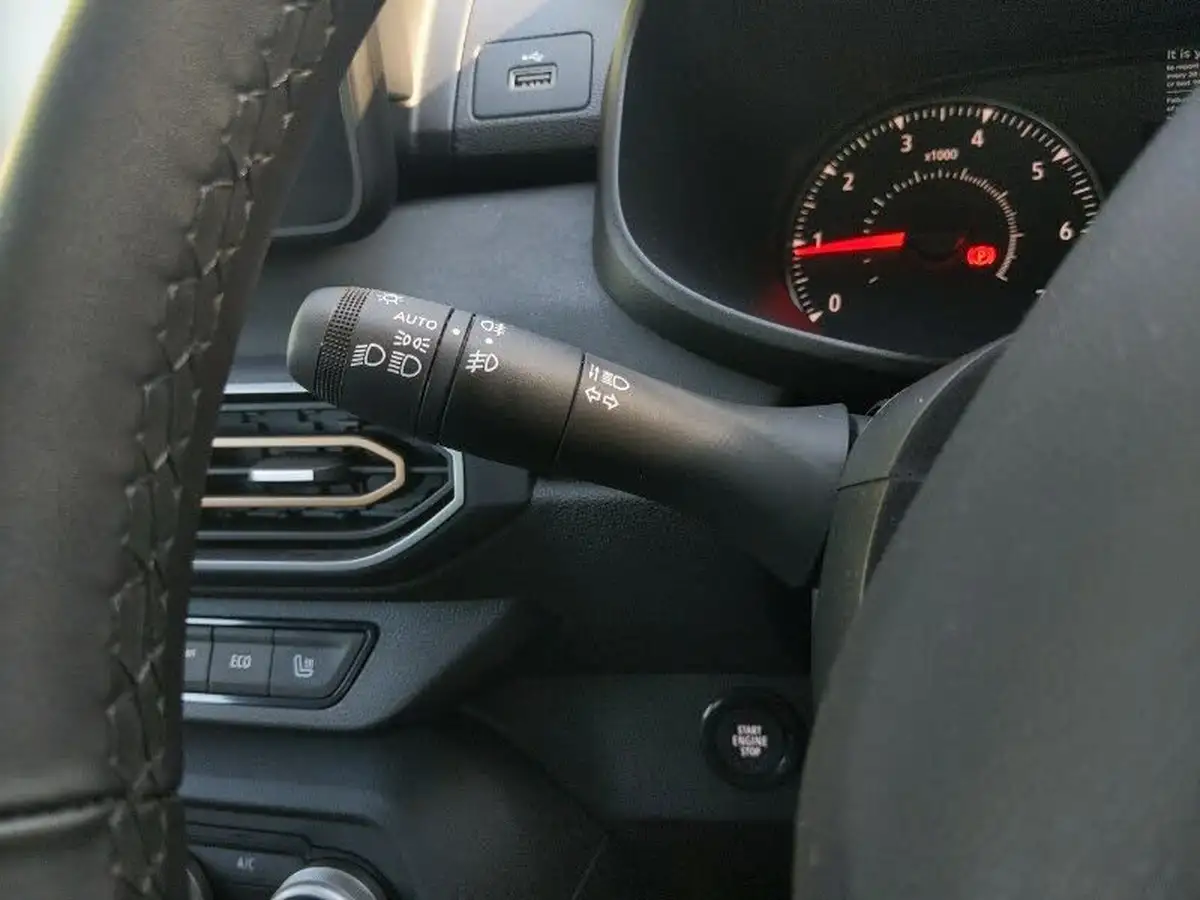 2024-dacia-sandero-stepway-10-tce-extreme-90bhp-big-18
