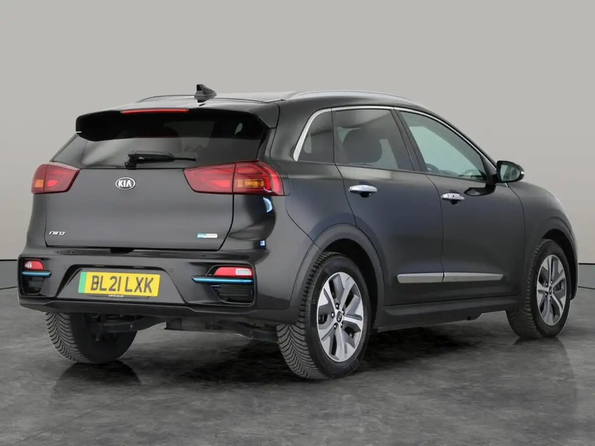 2021-kia-e-niro-ev-4-big-8