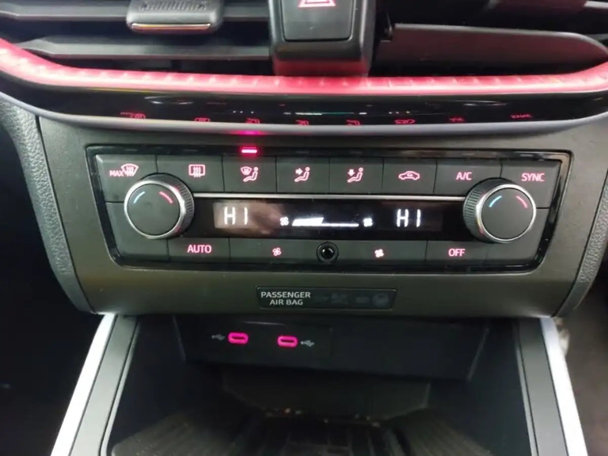 2022-seat-arona-10-tsi-fr-big-17