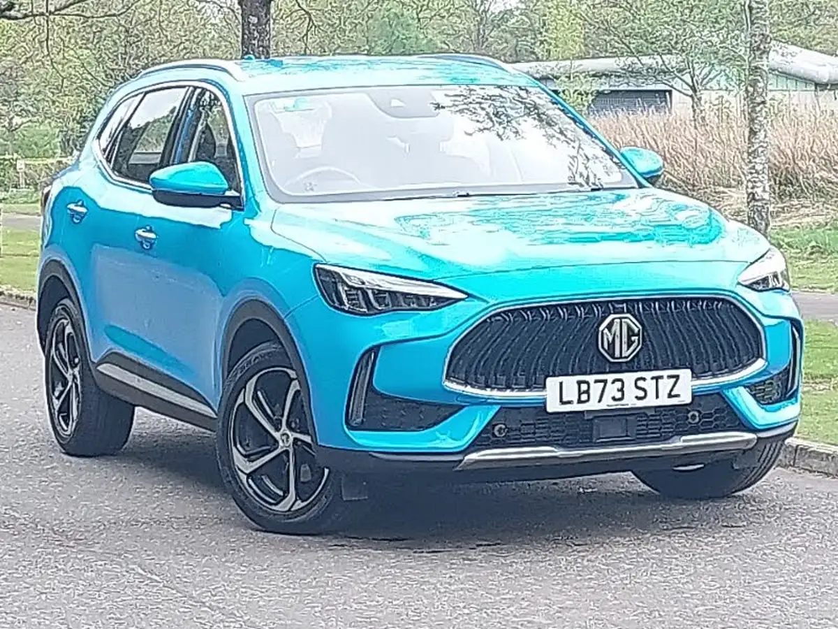 2023-mg-hs-15t-gdi-se-162ps-dct-big-0