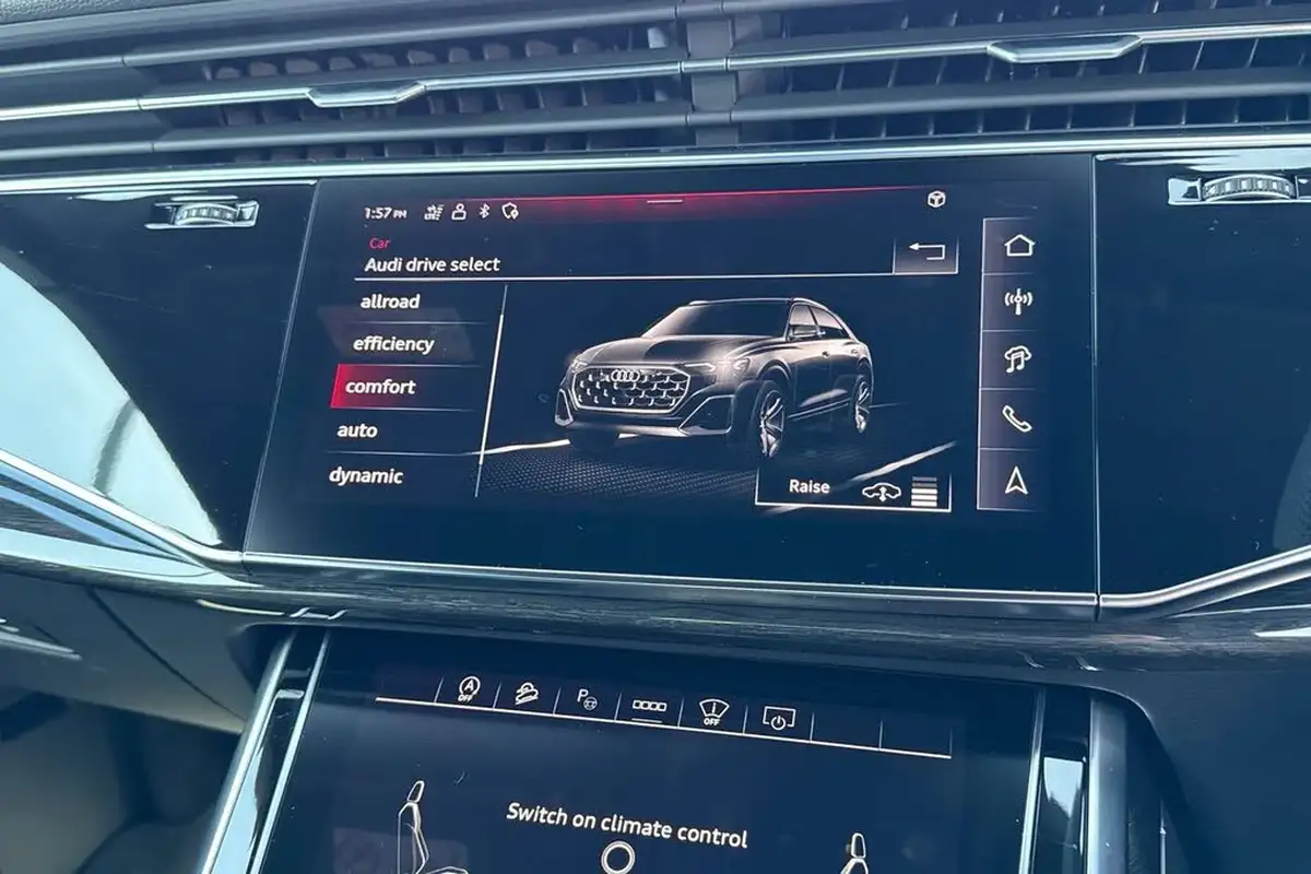 2025-audi-q8-30-50-tdi-black-edition-big-28