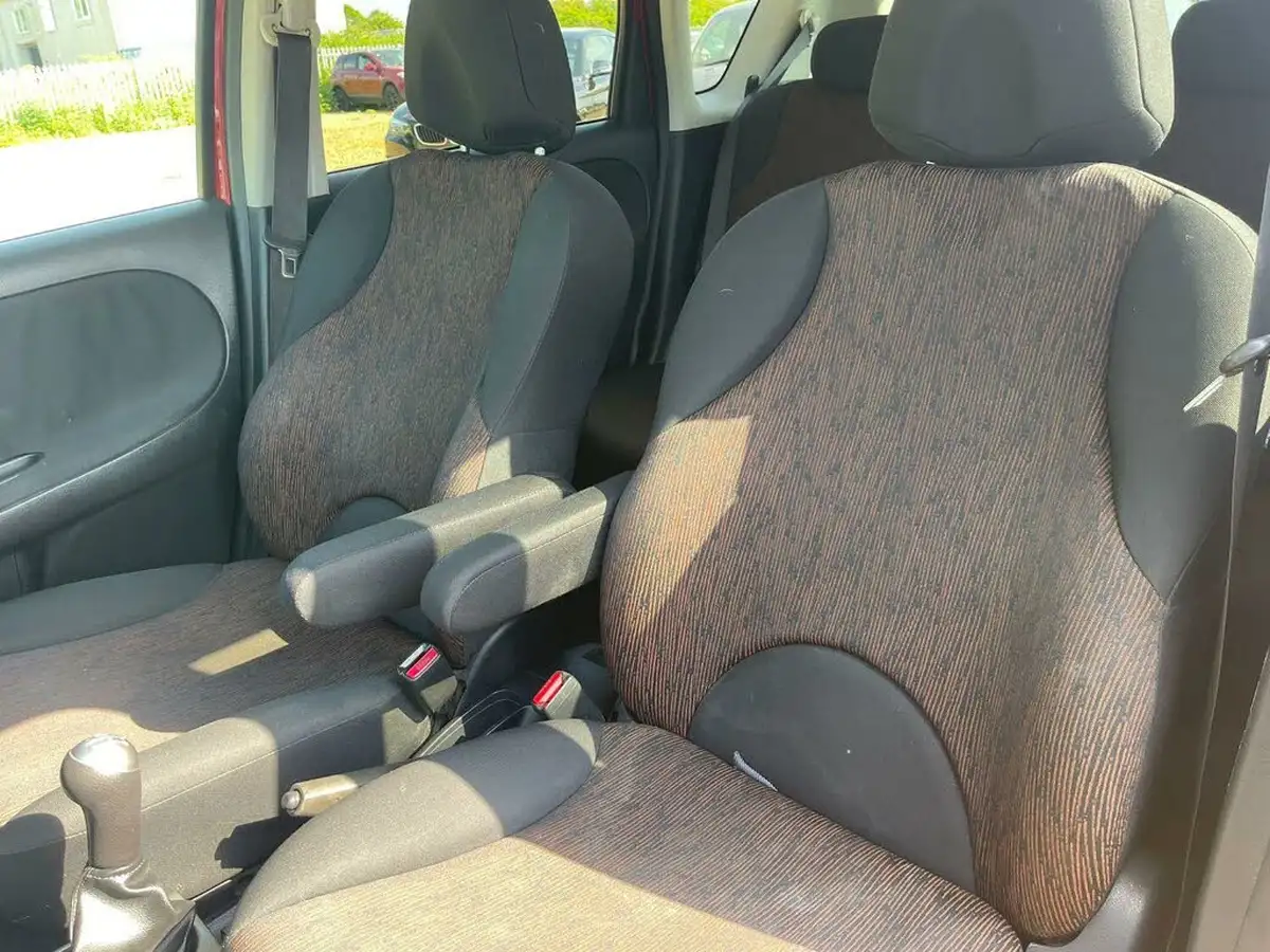 2009-nissan-note-15td-n-tec-big-12