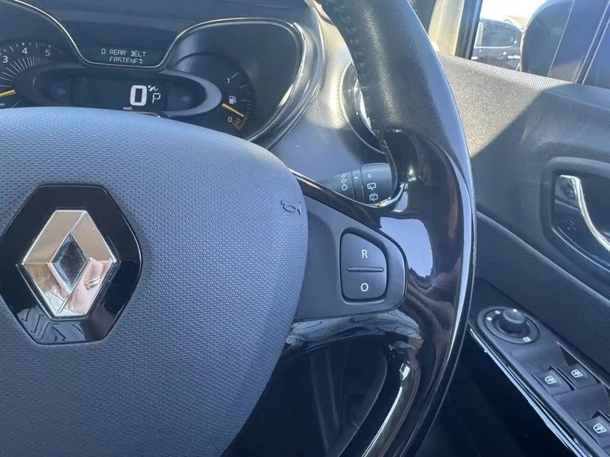 2015-renault-captur-15dci-dynamique-s-90bhp-edc-auto-big-16