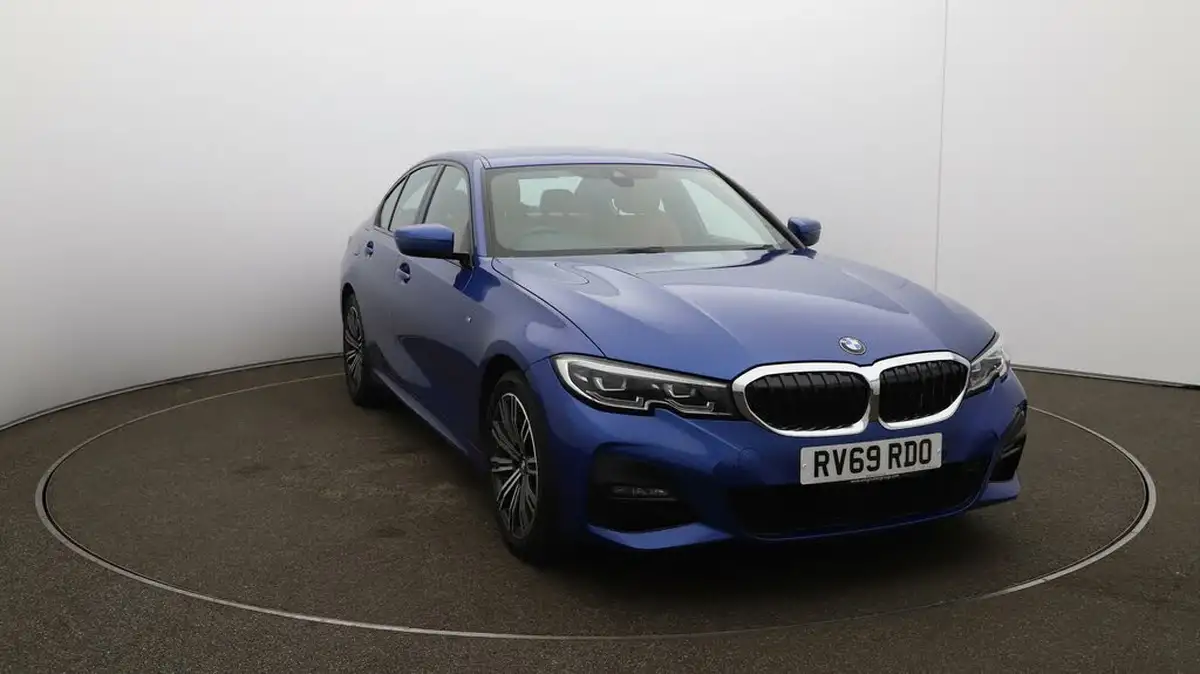 2019-bmw-3-series-20-330e-m-sport-plus-pack-big-40