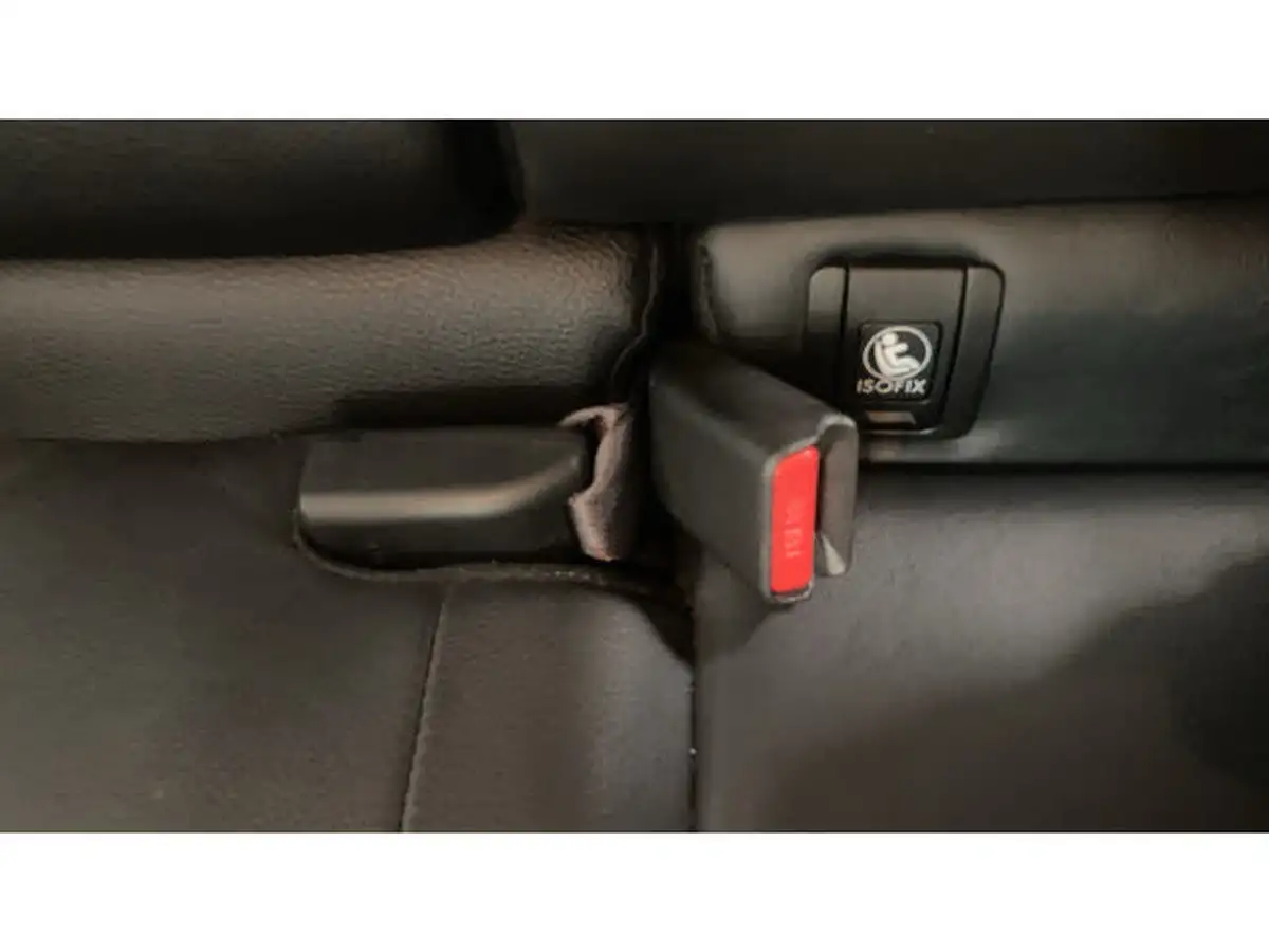 2016-subaru-xv-20i-se-premium-big-16