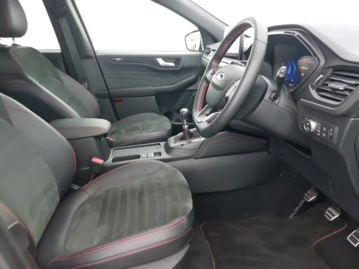 2021-ford-kuga-15-st-line-x-edition-big-10