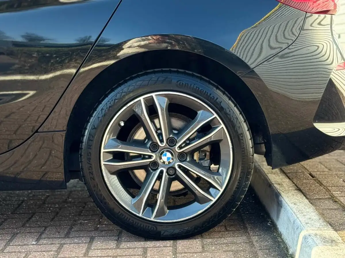 2023-bmw-1-series-15-118i-sport-dct-big-11