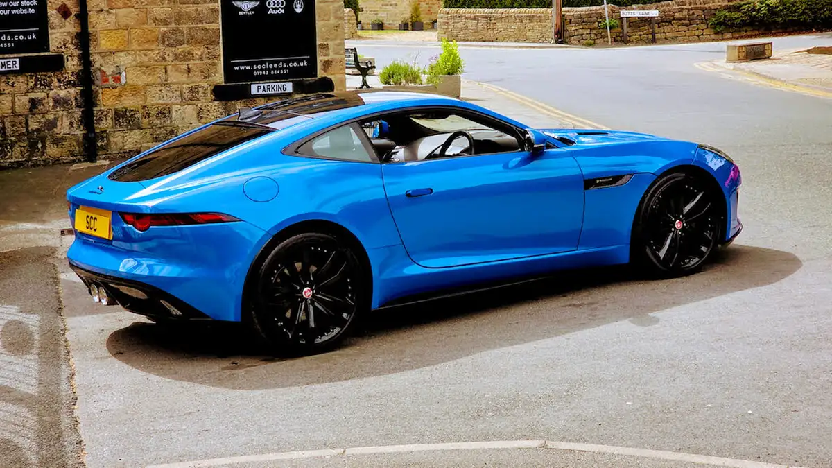 2019-jaguar-f-type-30-v6-sc-r-dynamic-380ps-coupe-auto-big-6