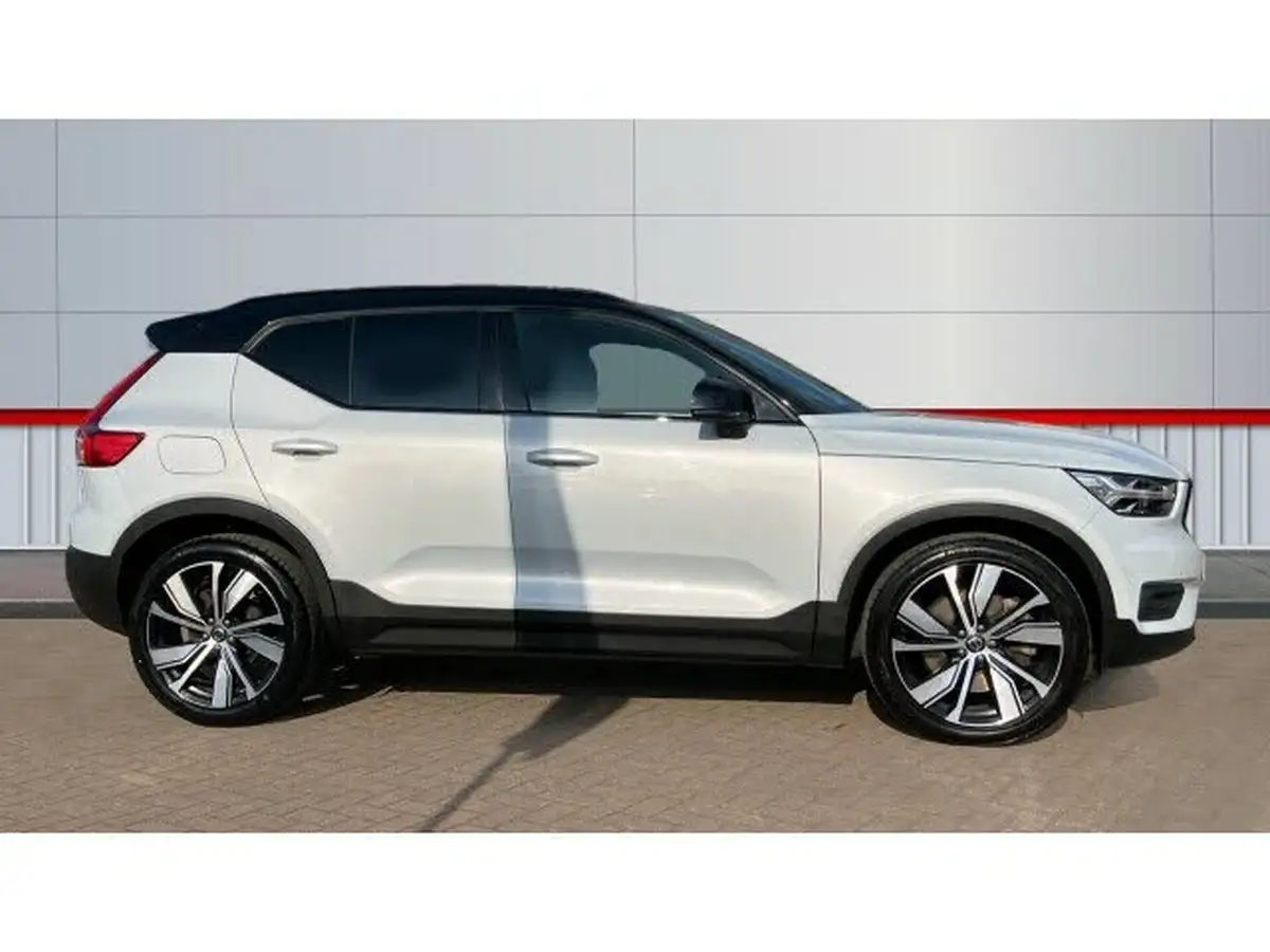 2022-volvo-xc40-15-t5-r-design-pro-big-4