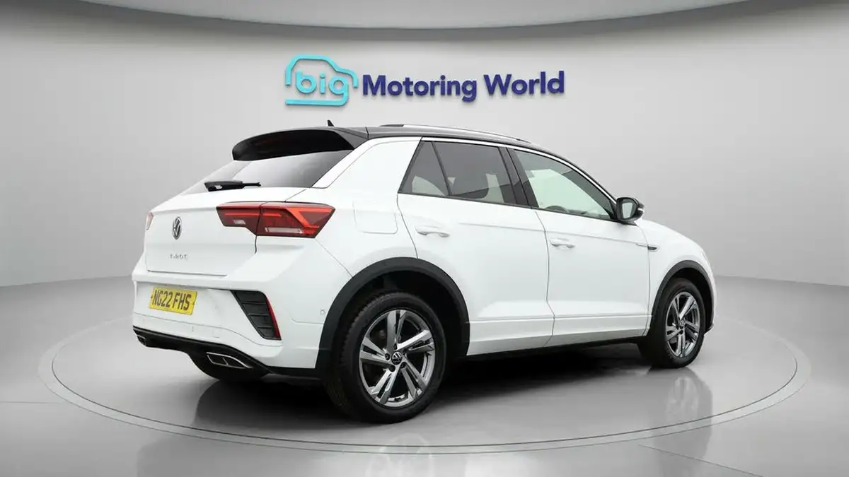 2022-volkswagen-t-roc-15-tsi-r-line-hatchback-5d-big-6