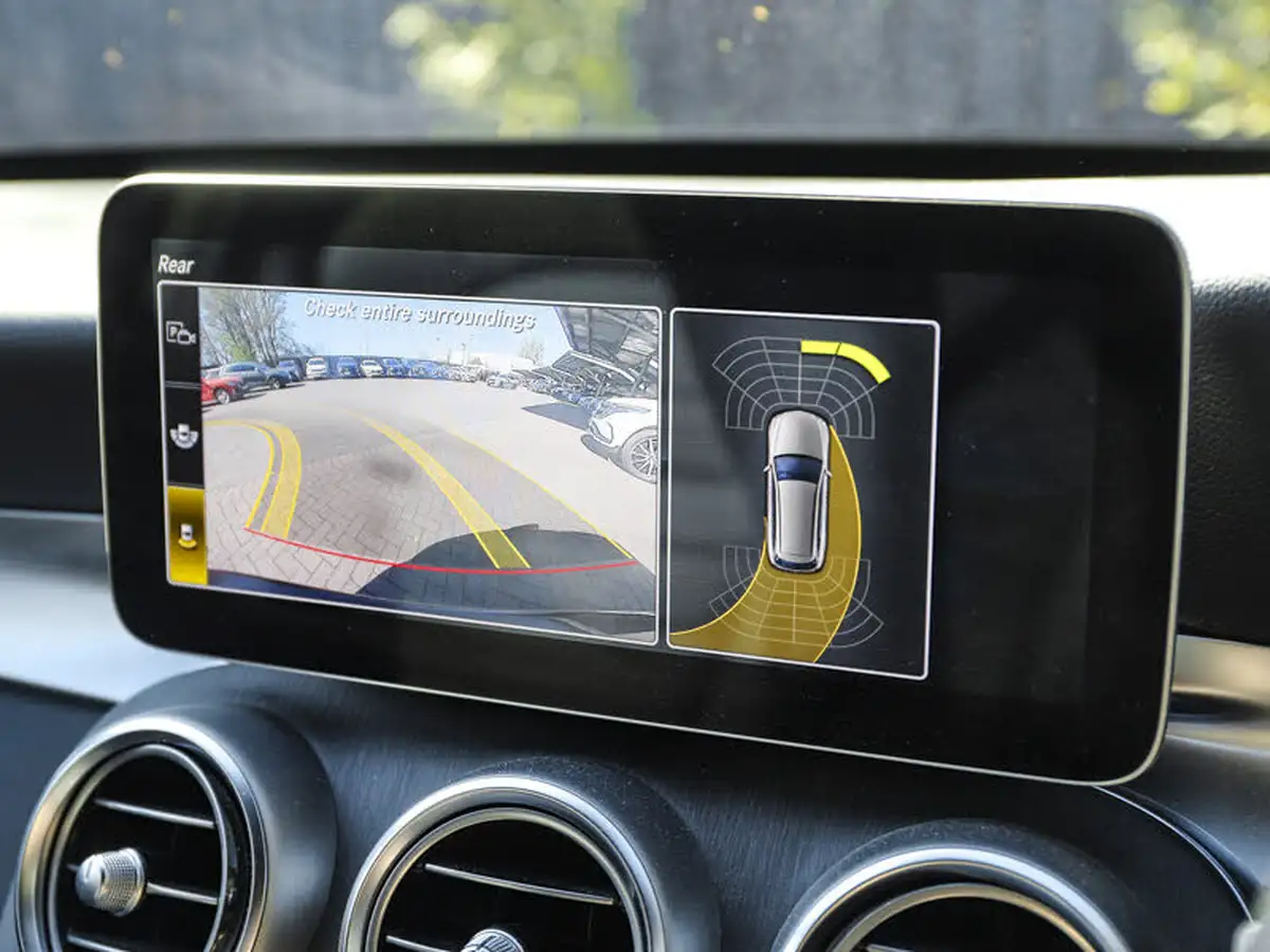 2021-mercedes-benz-c-class-15-c200-amg-line-198ps-eq-boost-ss-estate-5d-1497cc-big-13
