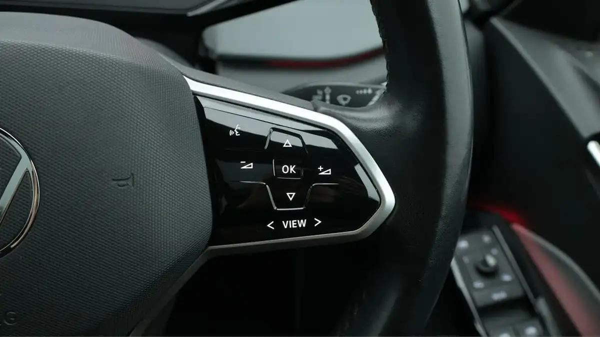 2021-volkswagen-id3-e-family-204ps-performance-big-26