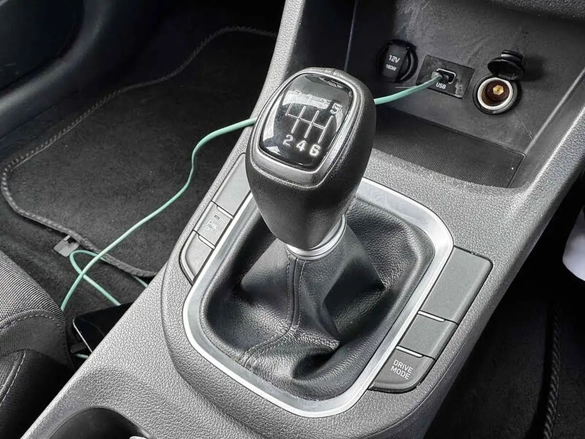 2022-hyundai-i30-10-t-gdi-se-connect-hatchback-big-36