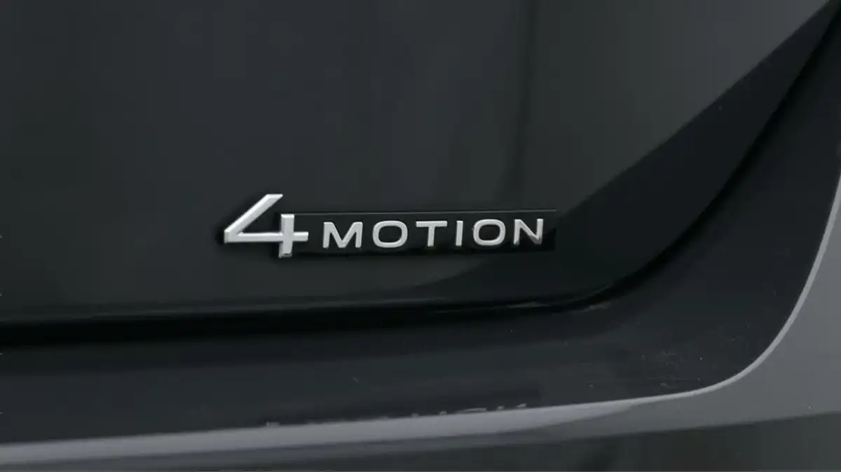 2021-volkswagen-t-roc-20-tsi-sel-big-22