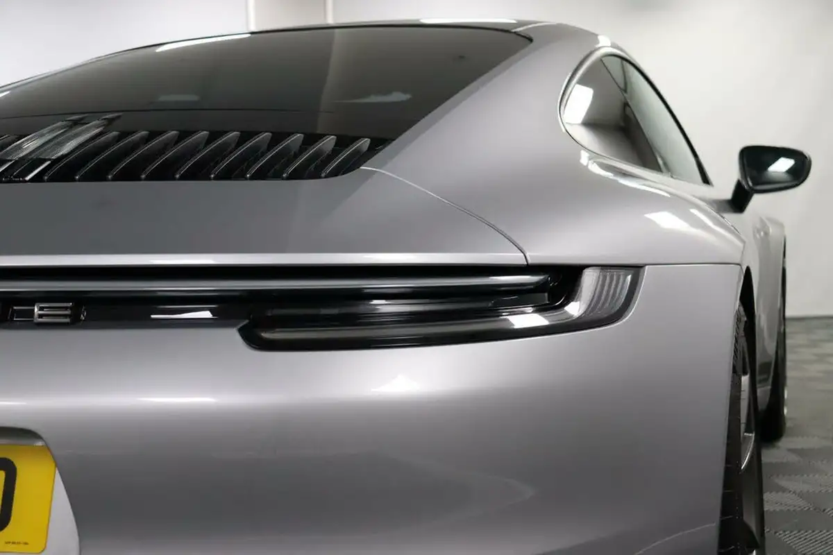 2024-porsche-911-30-carrera-t-385ps-coupe-big-35