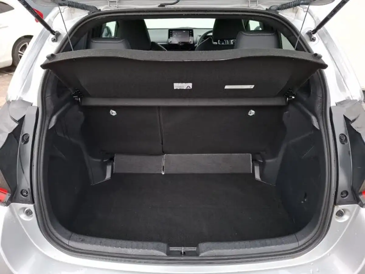2022-toyota-yaris-15-vvt-i-dynamic-big-7