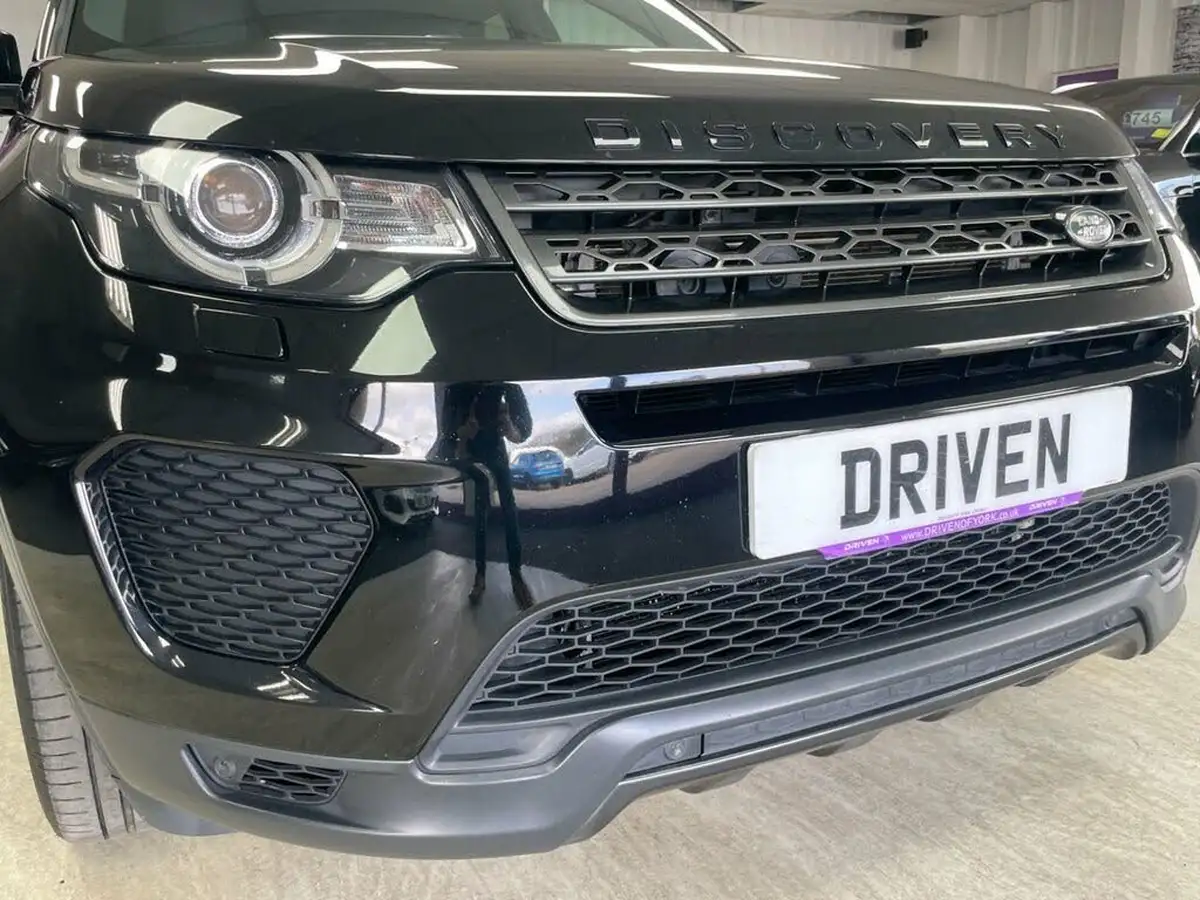 2019-land-rover-discovery-sport-20td4-landmark-big-3