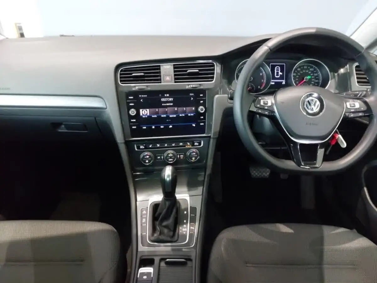 2020-volkswagen-golf-15-tsi-match-edition-150ps-hatchback-dsg-big-2