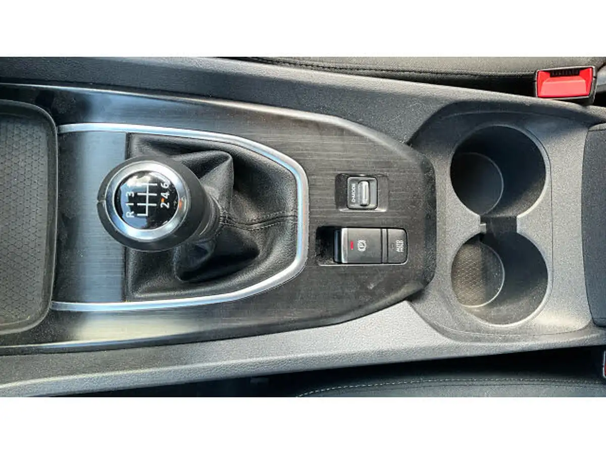 2022-nissan-qashqai-13-dig-t-acenta-premium-140ps-big-23