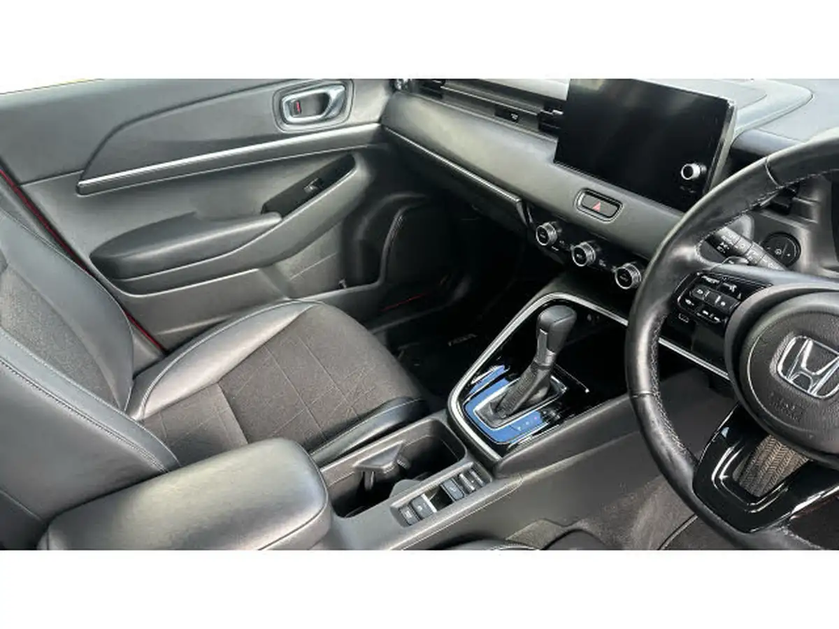 2022-honda-hr-v-15-i-mmd-advance-big-13