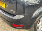 2010-ford-focus-16-zetec-hatchback-5d-small-29