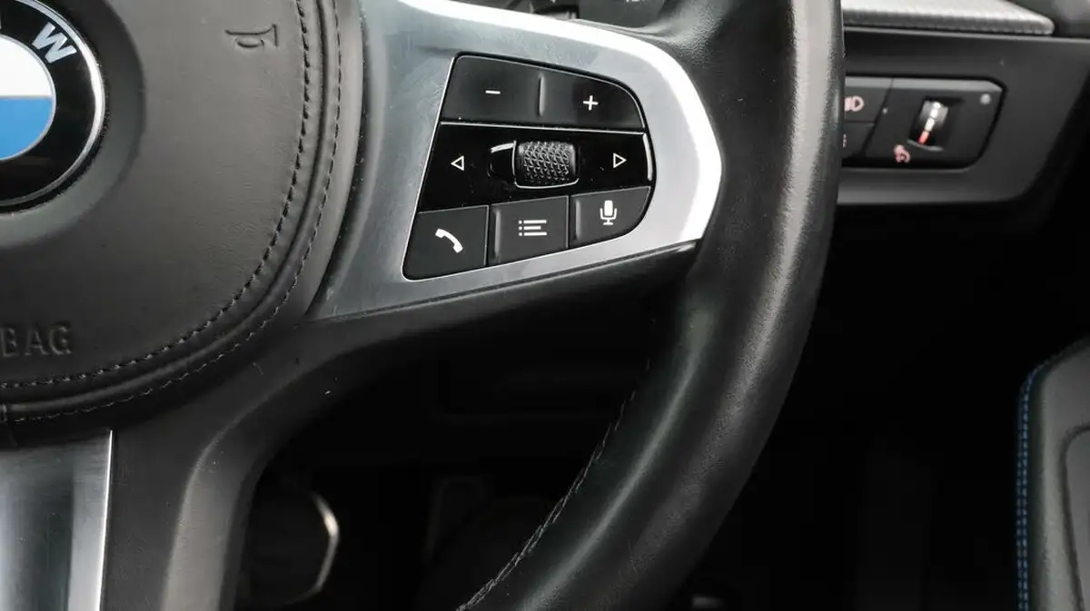 2022-bmw-2-series-15-218i-sport-lcp-coupe-4d-dct-big-23