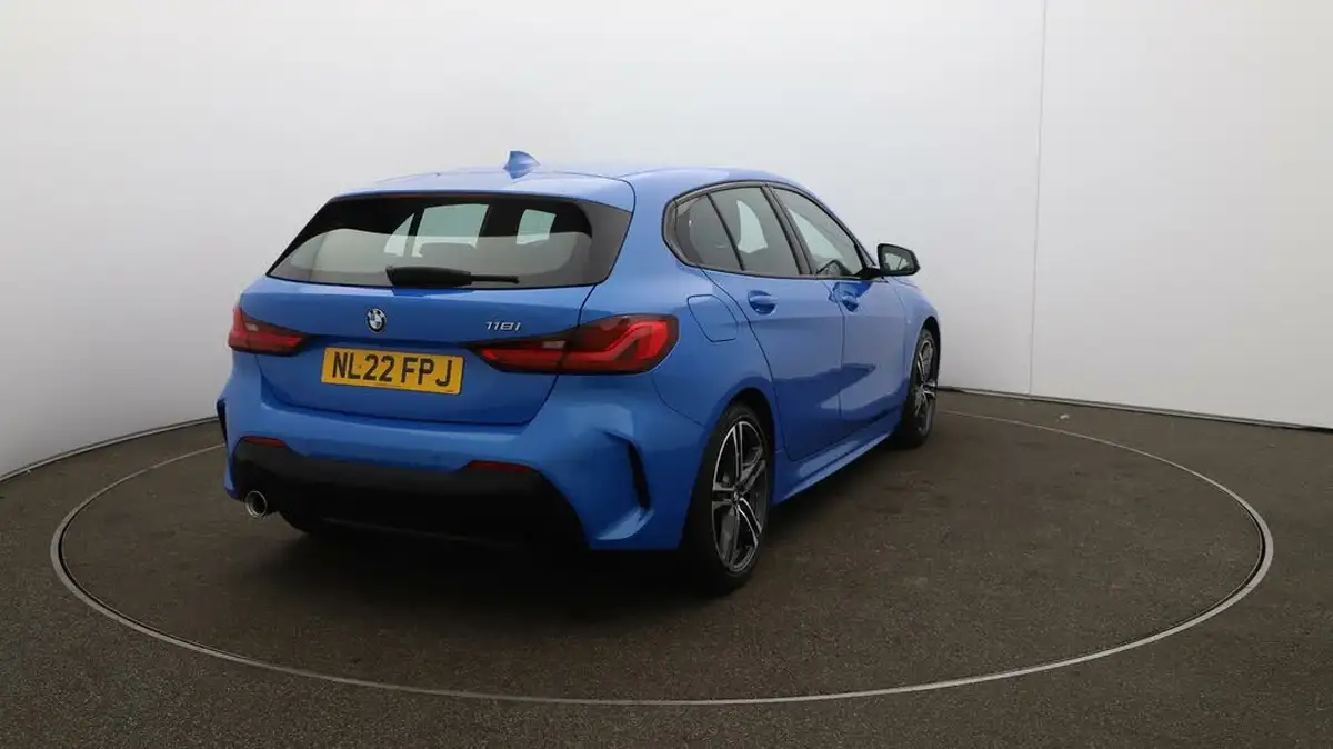 2022-bmw-1-series-15-118i-m-sport-lcp-big-48