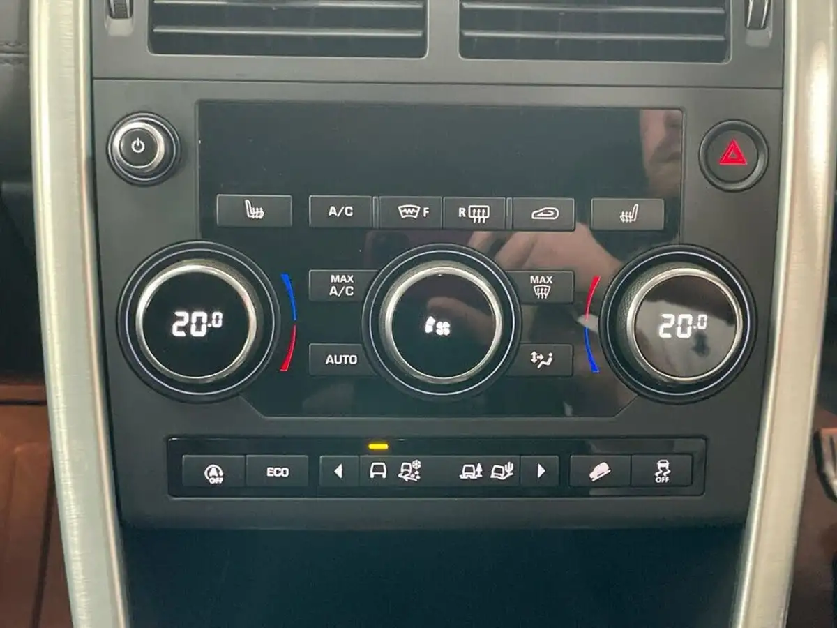 2018-land-rover-discovery-sport-20td4-se-tech-180ps-big-42