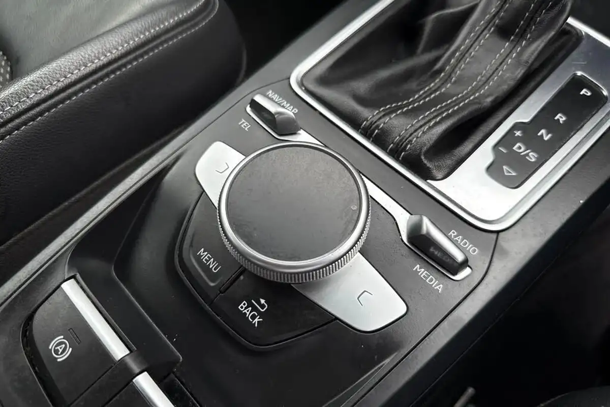 2020-audi-q2-16-30-tdi-s-line-tronic-big-42