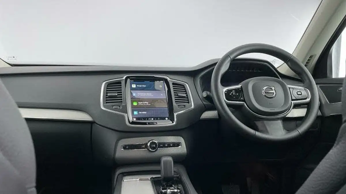 2024-volvo-xc90-20-b5-core-big-21