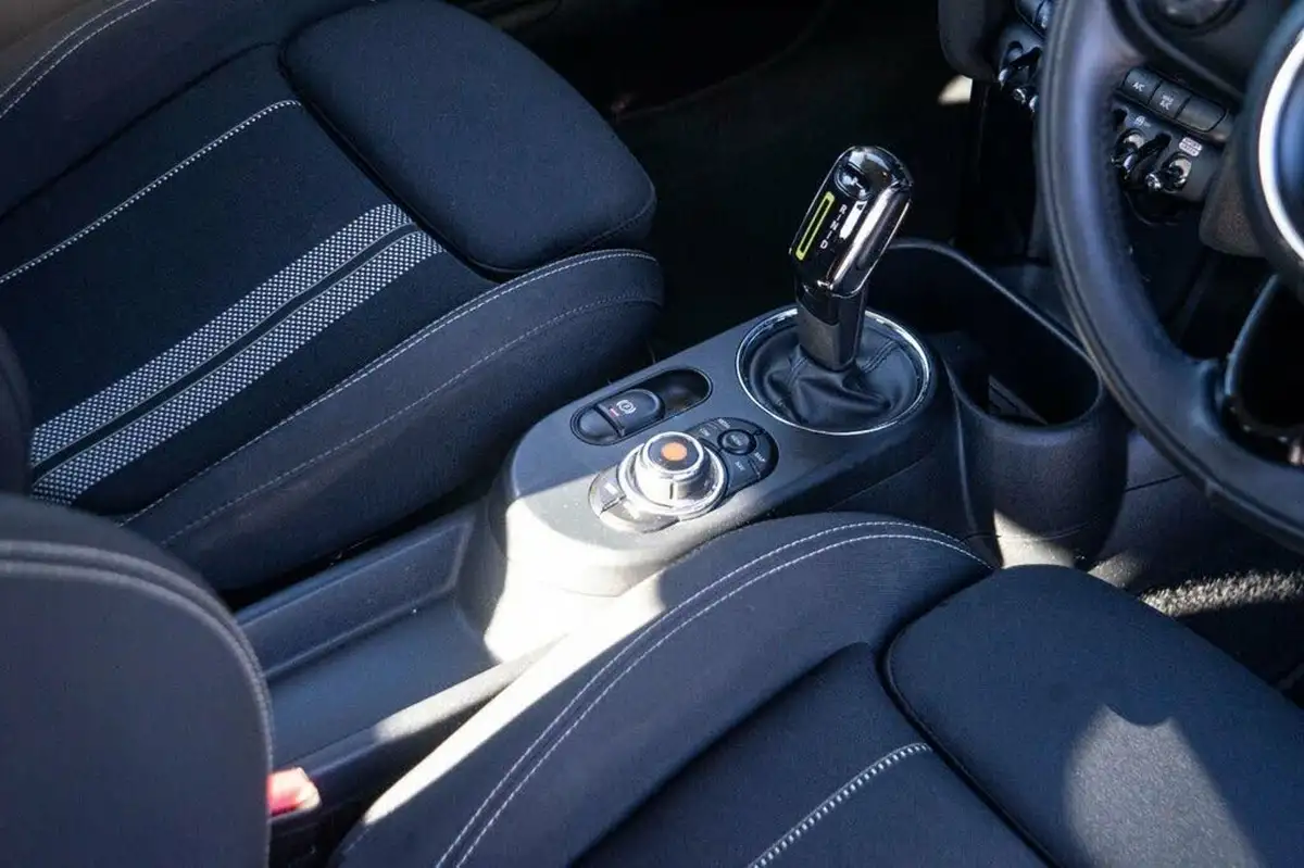 2021-mini-cooper-e-cooper-s-1-big-20