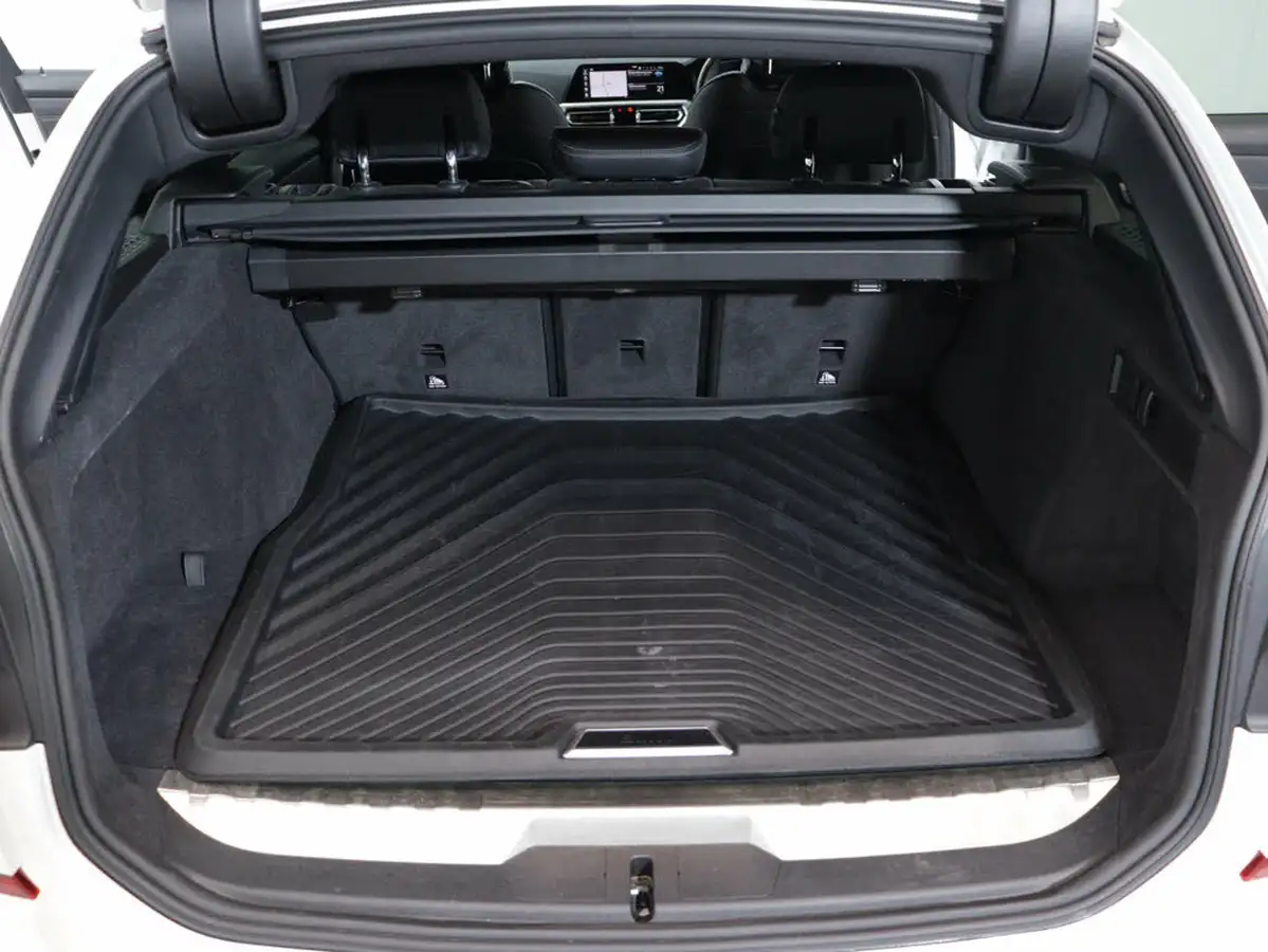 2021-bmw-3-series-20-330e-m-sport-touring-5d-big-50