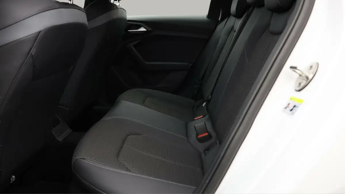 2021-audi-a1-10-30-tfsi-s-line-110ps-big-15