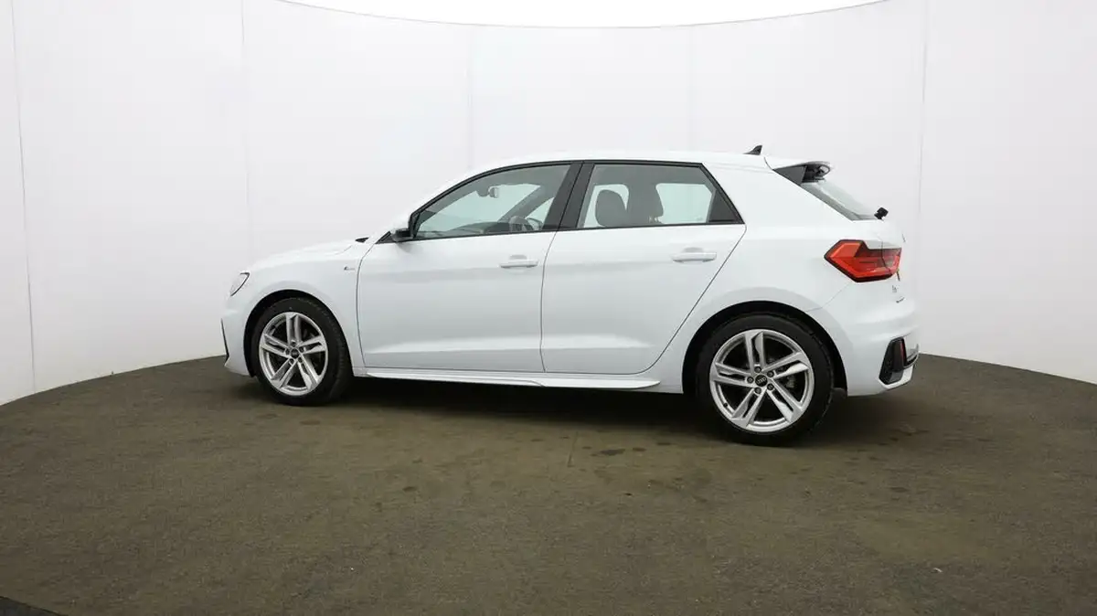 2021-audi-a1-10-30-tfsi-s-line-110ps-big-67