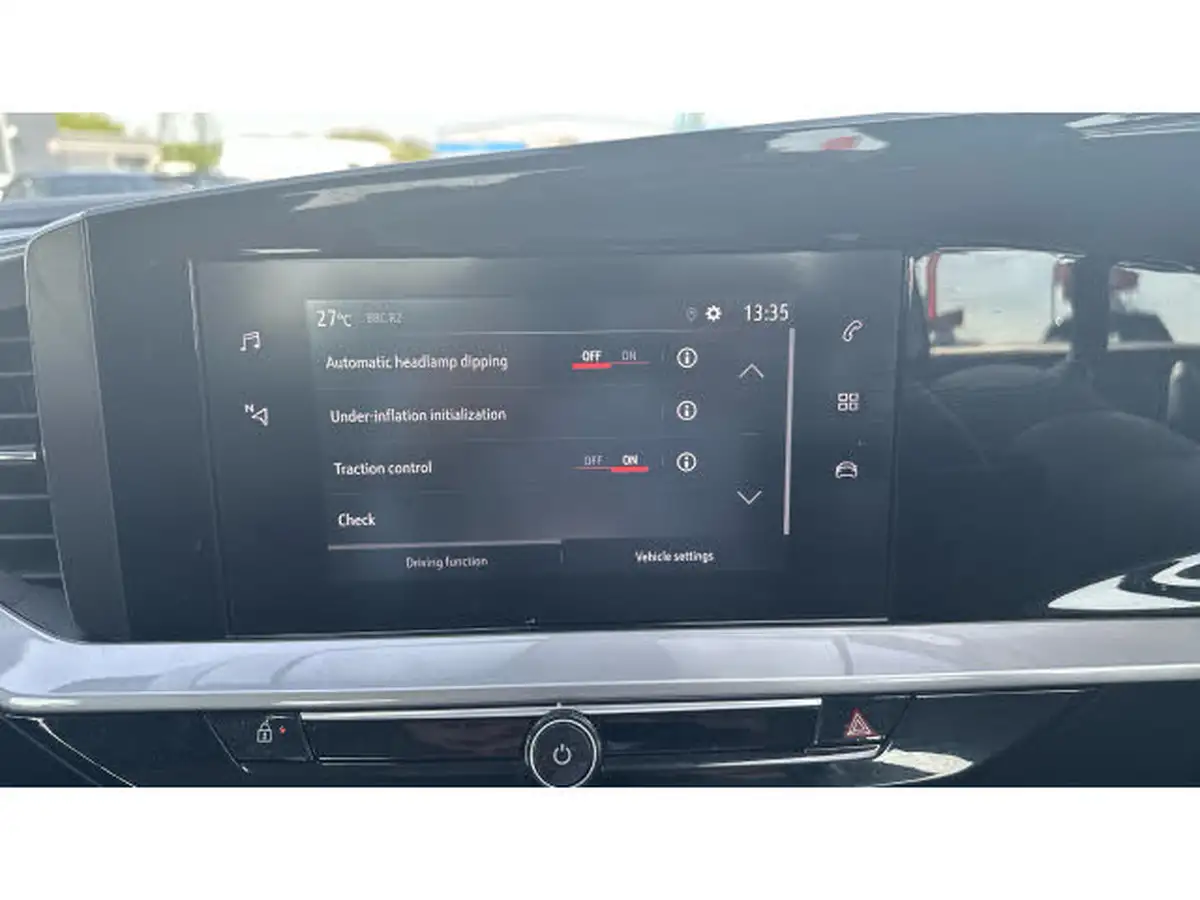 2022-vauxhall-mokka-12-design-100ps-big-27
