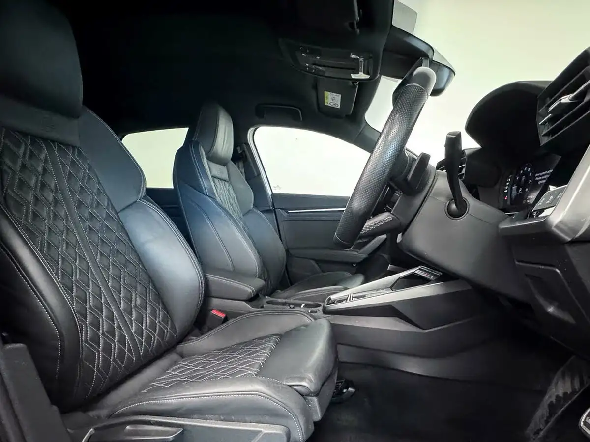 2021-audi-s3-20-tfsi-sportback-5d-big-37