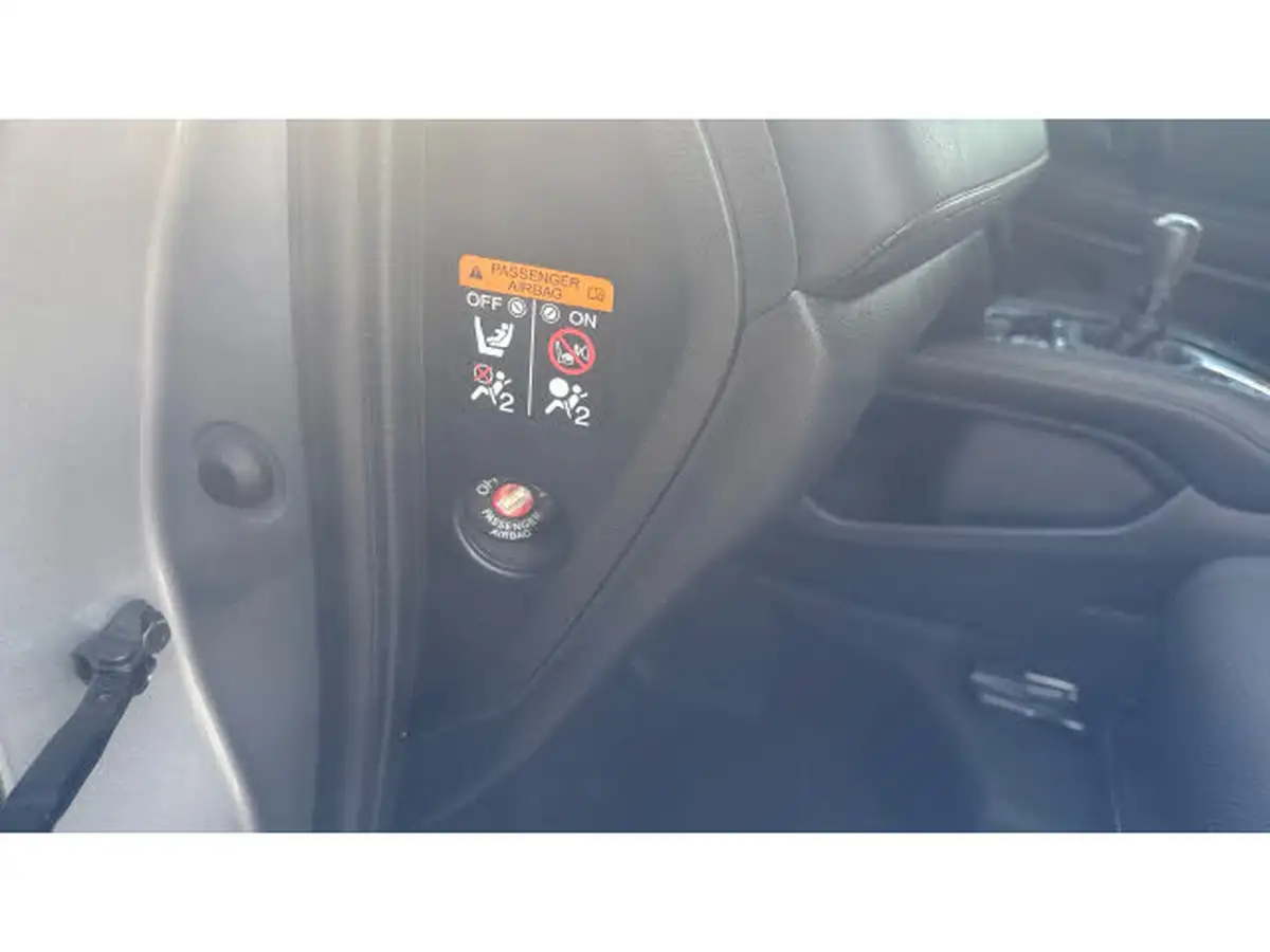 2018-honda-hr-v-15-i-vtec-se-big-36